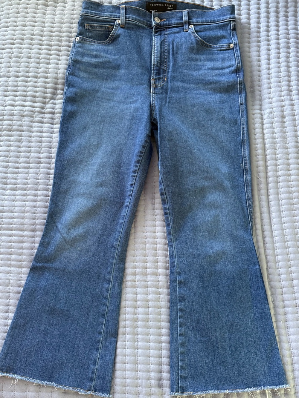 Veronica Beard Light Wash Raw-Hem Flare Jeans | Size 31 | Excellent Condition